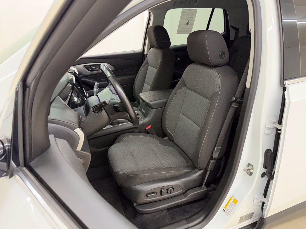 Used 2020 Chevrolet Traverse LT AWD/4WD image 18