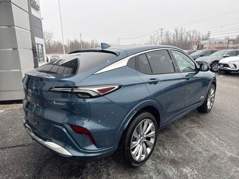 Certified 2024 Buick Envista Avenir image 7