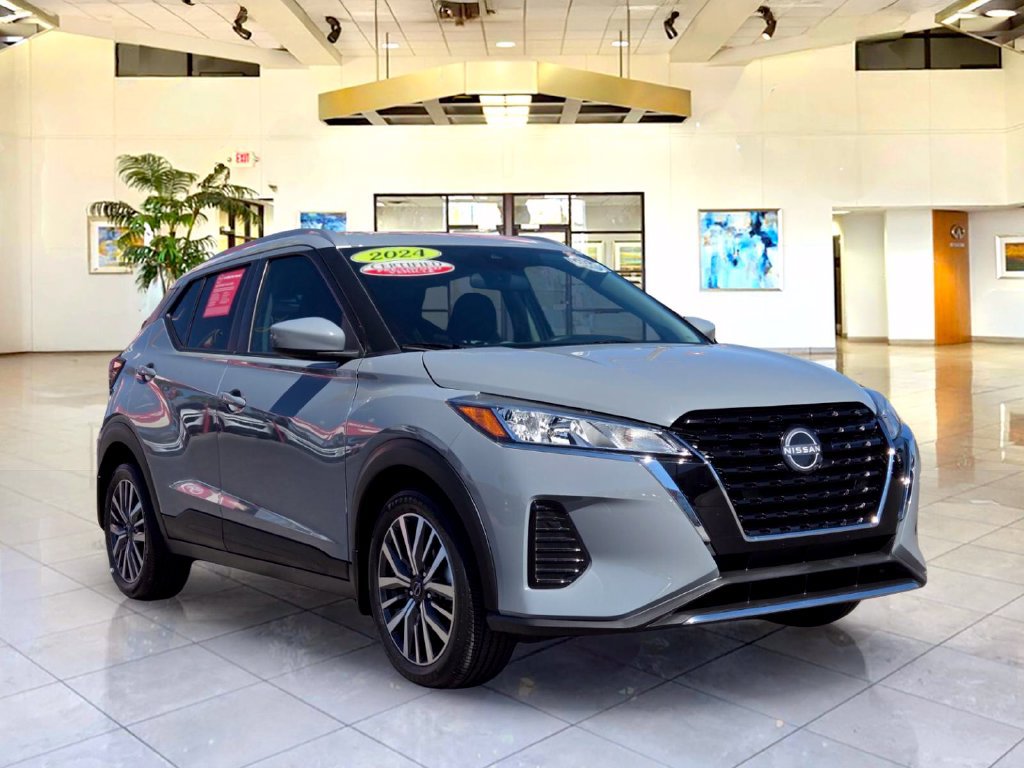 Certified 2024 Nissan Kicks SV FWD image 3