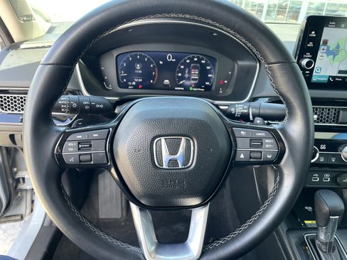 Used 2024 Honda Civic Touring image 14