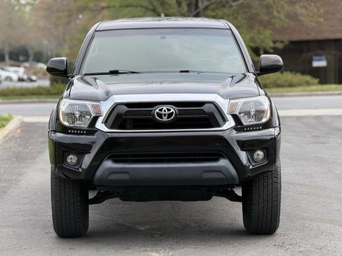 Used 2015 Toyota Tacoma PreRunner w/ SR5 Package image 4