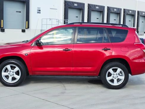 Used 2008 Toyota RAV4 Sport Utility 4D image 2