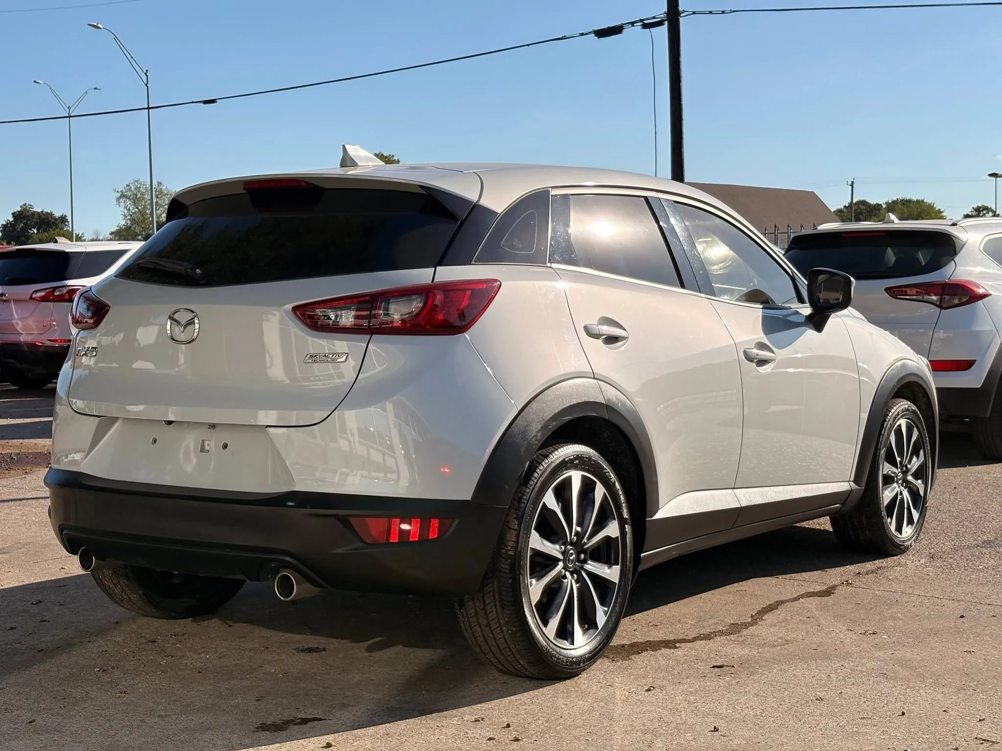Used 2019 MAZDA CX-3 Touring w/ Preferred Equipment Package FWD image 3