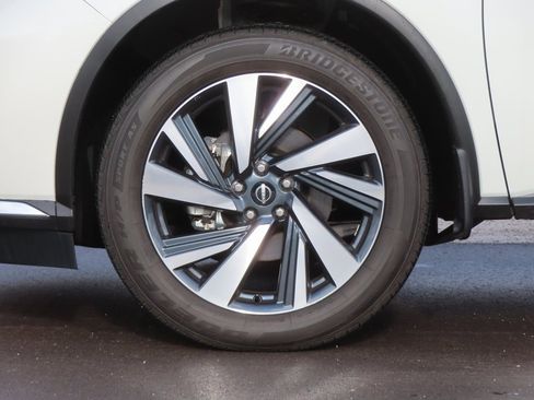 Used 2024 Nissan Murano SL image 13