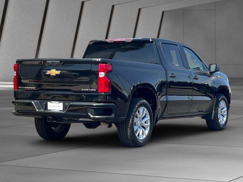 Used 2022 Chevrolet Silverado 1500 Custom RWD image 4