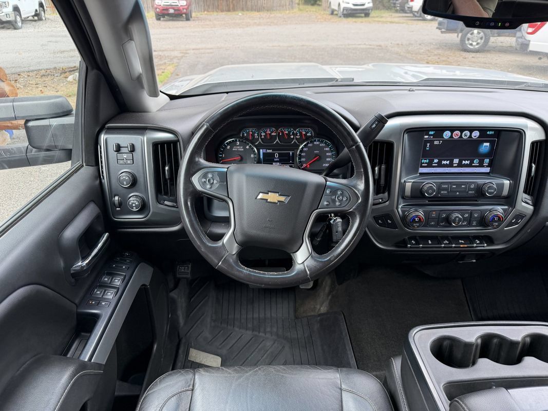 Used 2018 Chevrolet Silverado 3500 LT w/ LT Convenience Package AWD/4WD image 12
