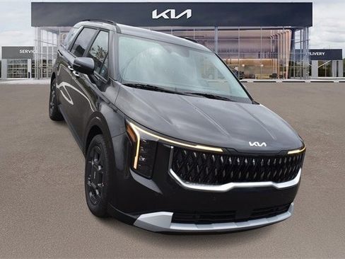 New 2026 Kia Carnival EX image 9