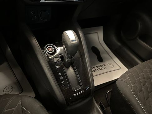 Used 2022 Nissan Kicks S FWD image 16