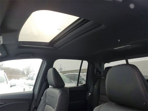 New 2026 Honda Ridgeline Black Edition image 15