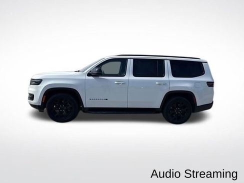 Used 2024 Jeep Wagoneer Series II image 2