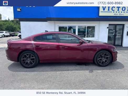 Used 2018 Dodge Charger R/T w/ Navigation & Travel Group image 13