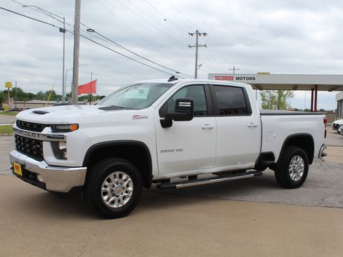 Used 2023 Chevrolet Silverado 2500 LT w/ Convenience Package image 10