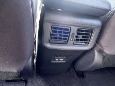 Used 2025 Toyota RAV4 XLE w/ Convenience Package FWD image 11