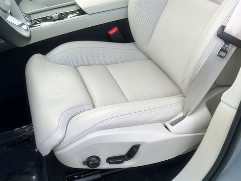 New 2026 Volvo XC90 T8 Ultra w/ Protection Package Premier AWD/4WD image 20