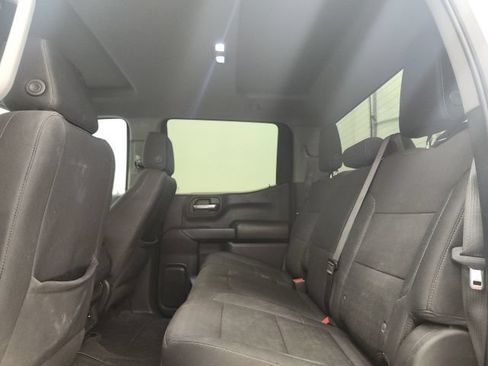 Used 2024 Chevrolet Silverado 1500 Custom RWD image 9
