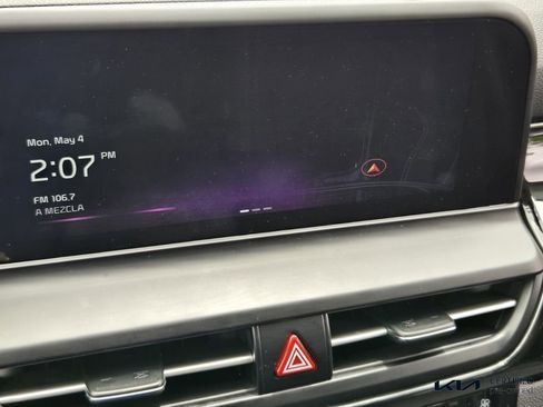 Certified 2025 Kia Seltos S FWD image 21