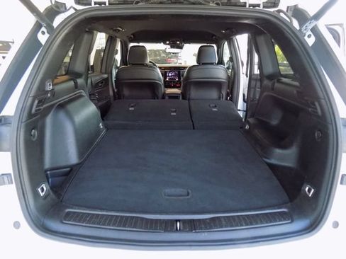 Certified 2024 Jeep Grand Cherokee Altitude RWD image 32