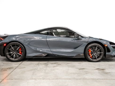 Used 2021 McLaren 765LT image 35