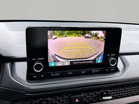 Used 2025 Honda Accord SE image 13