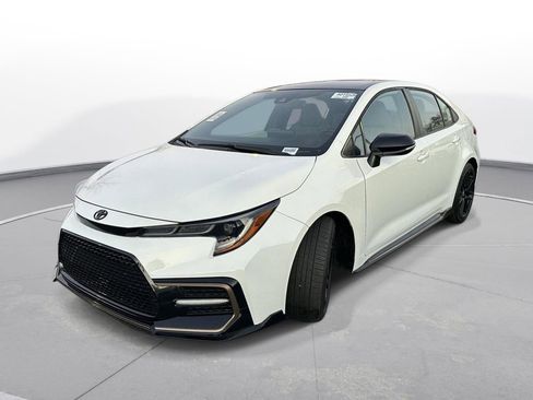 Certified 2022 Toyota Corolla SE w/ Carpet Mat Package (TMS) image 2