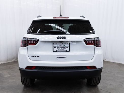 New 2026 Jeep Compass Latitude image 5