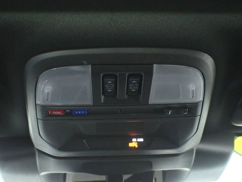 Used 2024 Subaru Crosstrek 2.5i Wilderness AWD/4WD image 21
