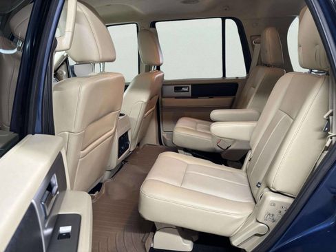 Used 2017 Ford Expedition XLT w/ Equipment Group 202A RWD image 14