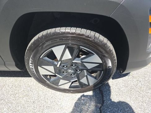 Used 2024 Hyundai Kona SEL AWD/4WD image 11