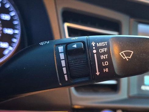 Used 2019 Hyundai Elantra Limited w/ Cargo Package FWD image 14