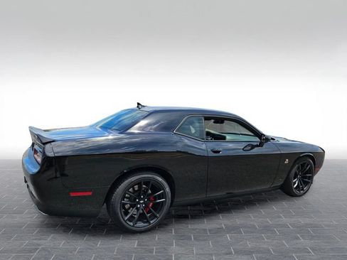 Used 2021 Dodge Challenger R/T Scat Pack w/ Dynamics Package RWD image 5
