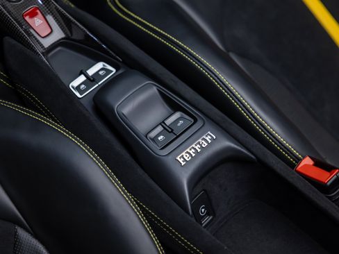 Certified 2023 Ferrari F8 Tributo RWD image 58