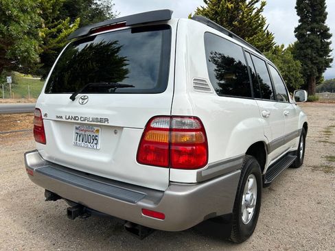 Used 1999 Toyota Land Cruiser image 15