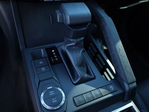 New 2025 Toyota Tacoma SR5 image 9