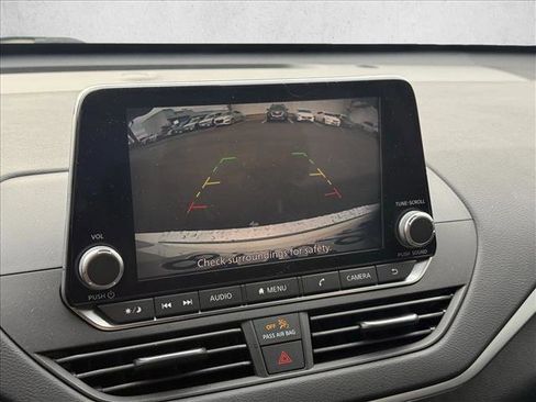 Used 2021 Nissan Altima 2.5 SV image 12