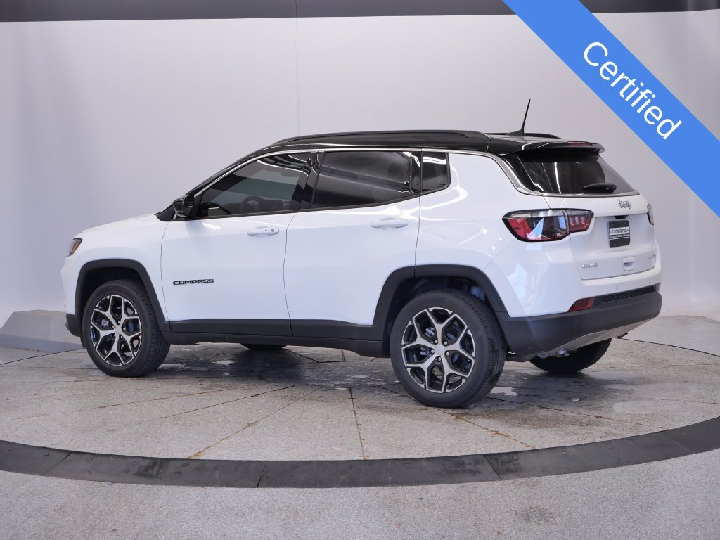 Certified 2024 Jeep Compass Limited AWD/4WD image 3