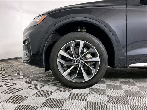 Used 2021 Audi Q5 2.0T Premium Plus w/ Premium Plus Package AWD/4WD image 6