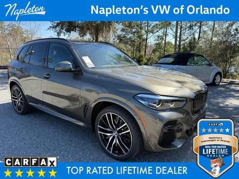Used 2022 BMW X5 xDrive40i w/ M Sport Package image 3