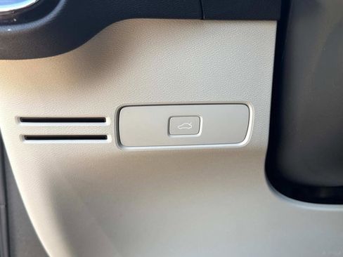 New 2026 Volvo XC40 B5 Ultra w/ Climate Package image 30