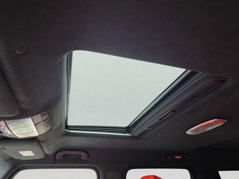 Used 2025 Mercedes-Benz G 63 AMG 4MATIC image 14