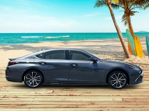 Used 2023 Lexus ES 350 w/ Premium Package FWD image 7