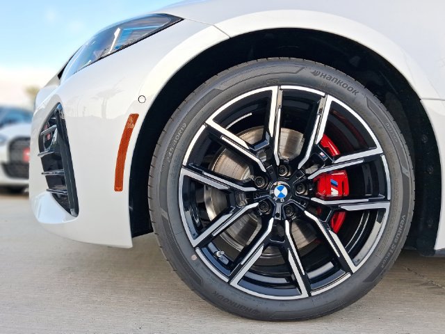 New 2026 BMW 430i xDrive w/ M Sport Package AWD/4WD image 29