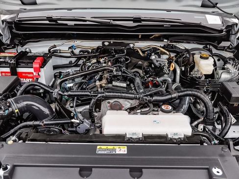 Used 2025 Toyota Tacoma TRD Sport RWD image 31