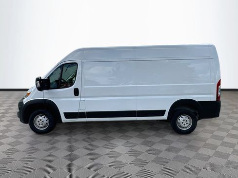 Used 2023 RAM ProMaster 2500 FWD image 4