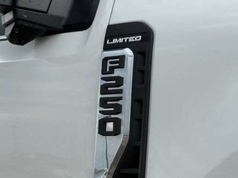Used 2024 Ford F250 Limited w/ FX4 Off-Road Package AWD/4WD image 5