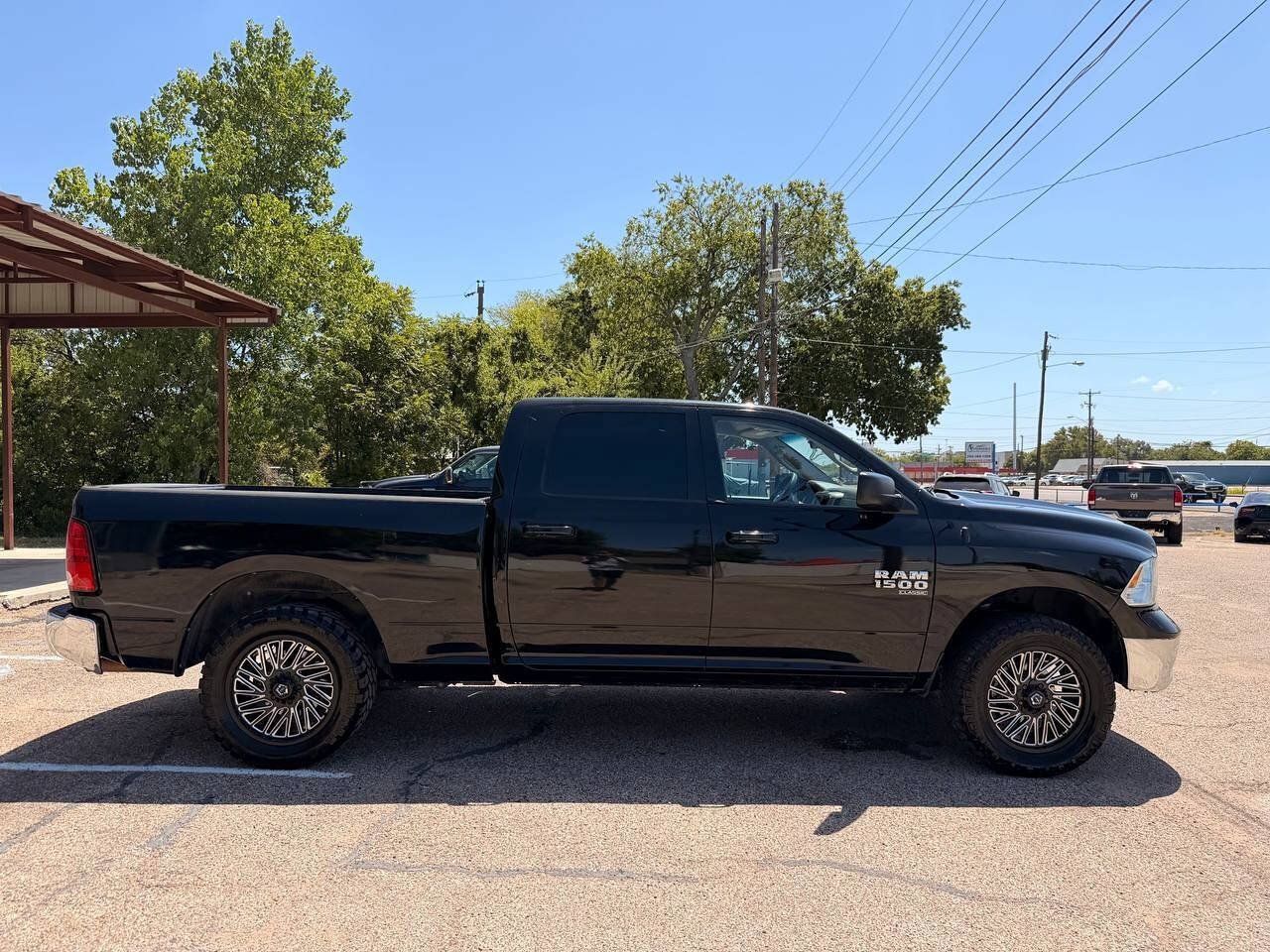 Used 2019 RAM 1500 Classic SLT RWD image 5