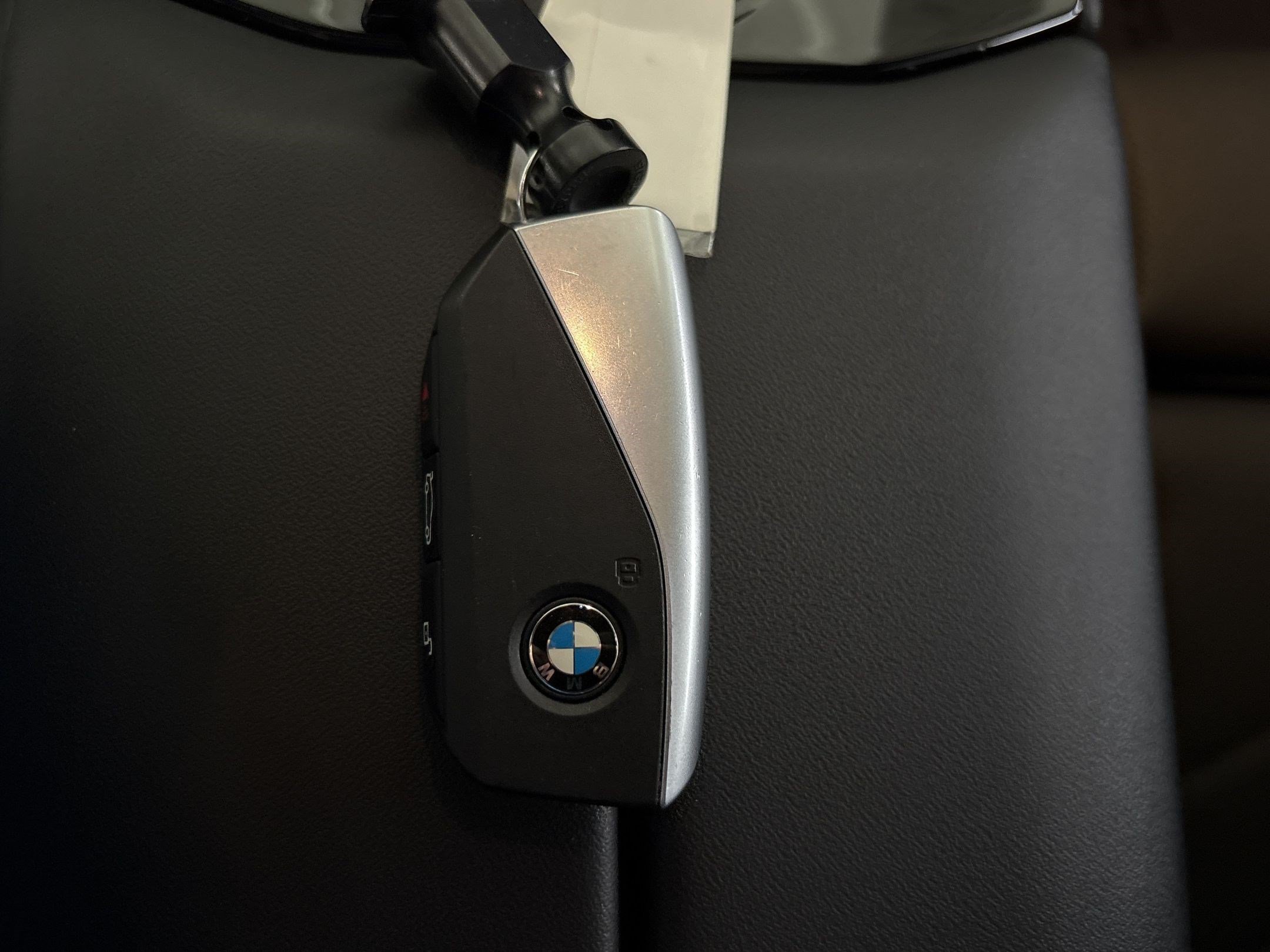 Used 2024 BMW i5 eDrive40i w/ Premium Package RWD image 33