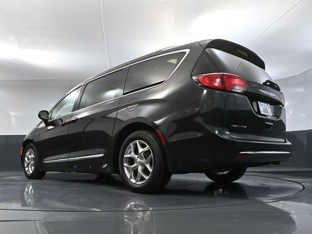 Used 2018 Chrysler Pacifica Limited FWD image 49