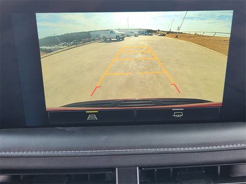 Used 2023 Chevrolet Tahoe Z71 image 19