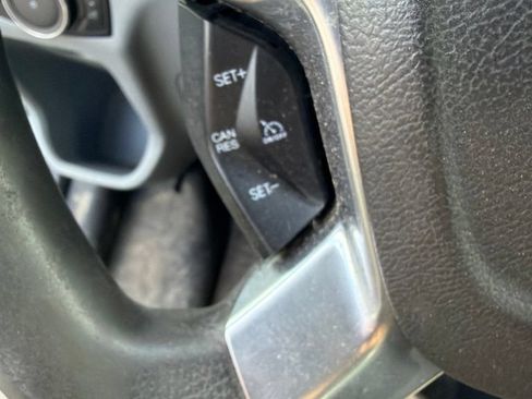 Used 2018 Ford Transit 150 XL RWD image 16