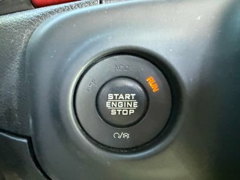 Used 2018 Jeep Wrangler Rubicon AWD/4WD image 21